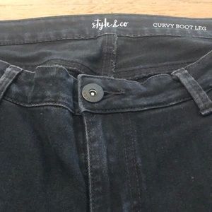 👖STYLE & CO CURVY BOOT LEG JEANS IN BLACK (SIZE 14S)